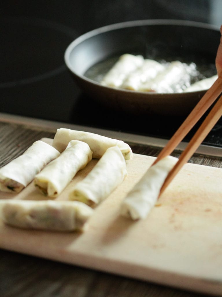 lumpia frühlingsrollen frittieren